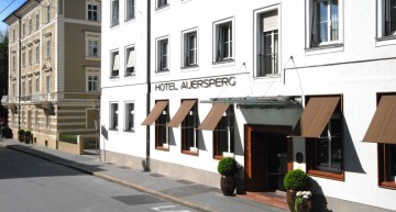 Hotel und Villa Auersperg