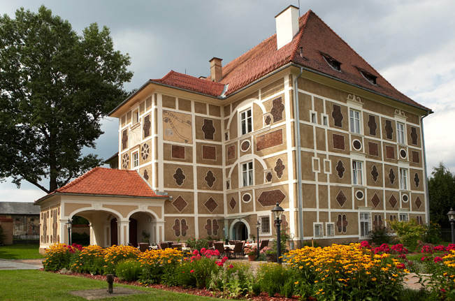 Schloss Farrach