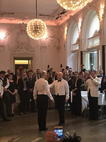 Hochzeitstanz – Gay Wedding im Vienna Ballhaus